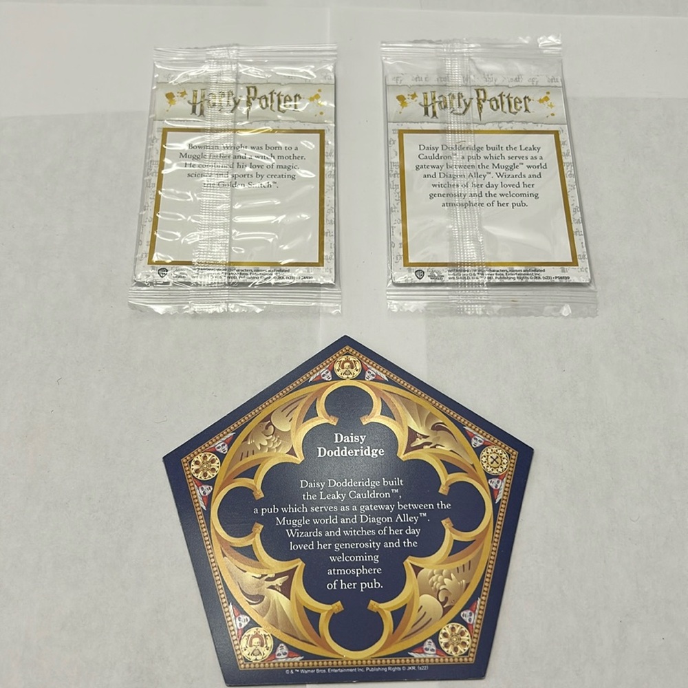 Harry Potter Collector’s Cards - Set of Three Cards - Picture 2 of 2